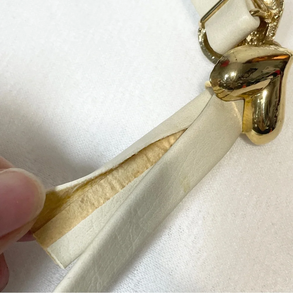 Vintage Cream skinny‎ Belt with Gold Hearts Hook Closure